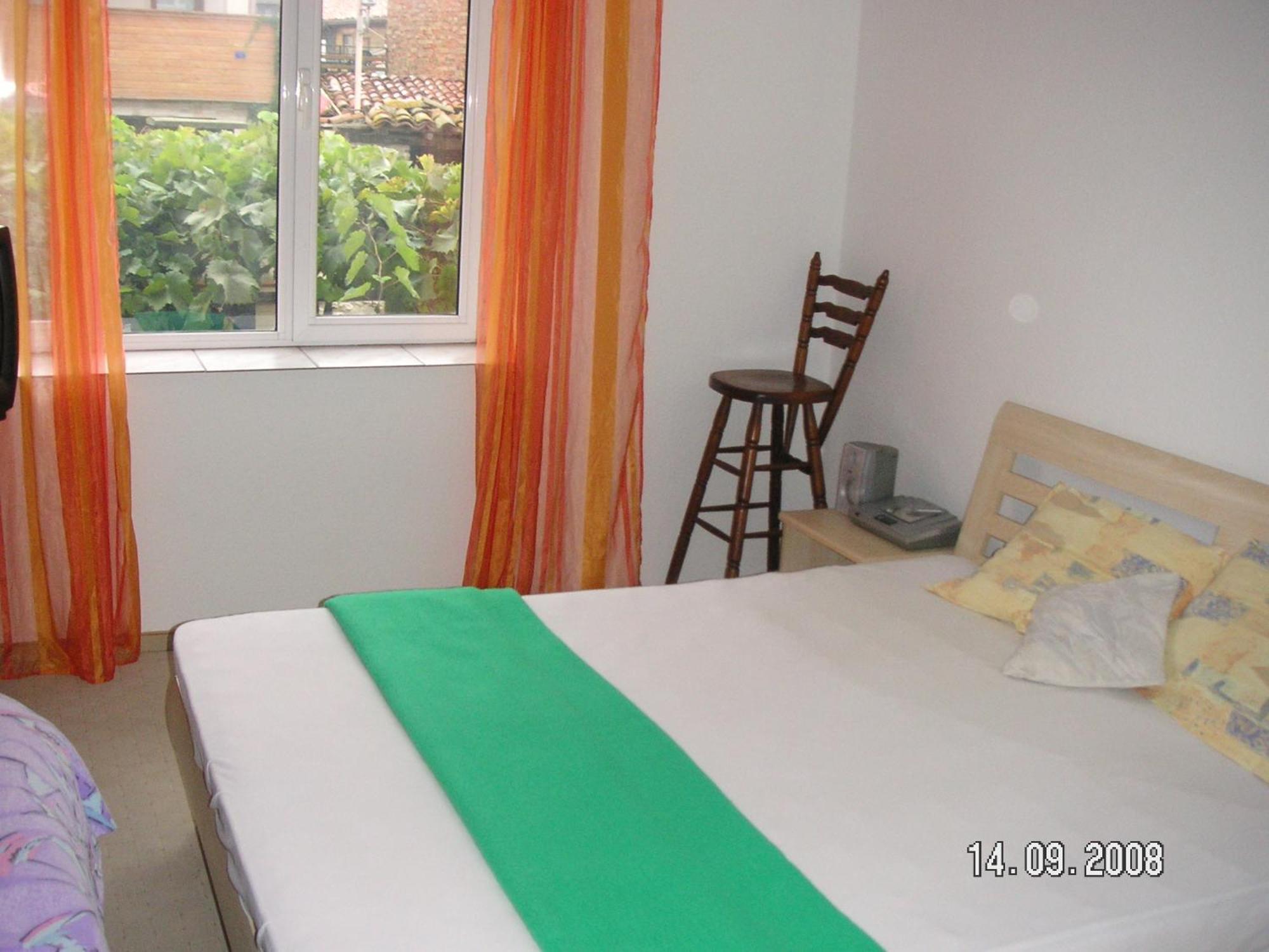 Emona Guest House Nessebar Zimmer foto