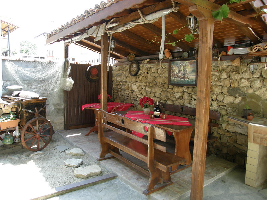 Emona Guest House Nessebar Zimmer foto
